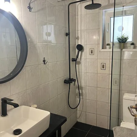 Egee Неа-Перамос