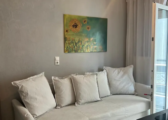 Egee Pensiune Néa Péramos