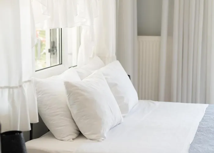 Egee Pensiune Néa Péramos